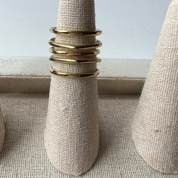 Stella and Dot Gold Maylee ring (S/M) Adjustable - Picture 1 of 8